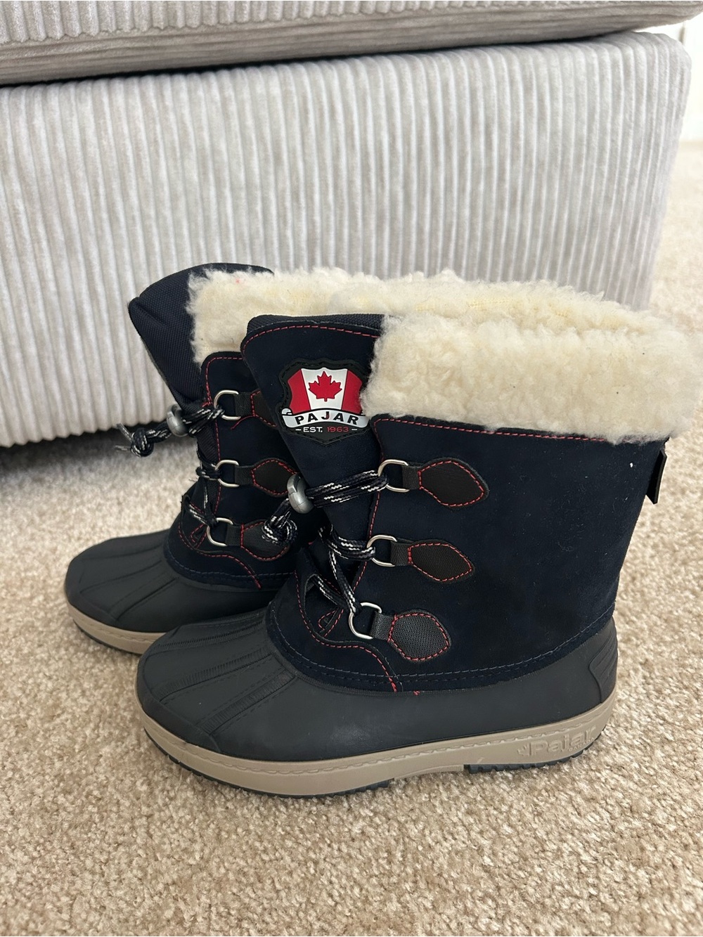 Pajar Black Winter Snow Boots with Cream Shearling Collar